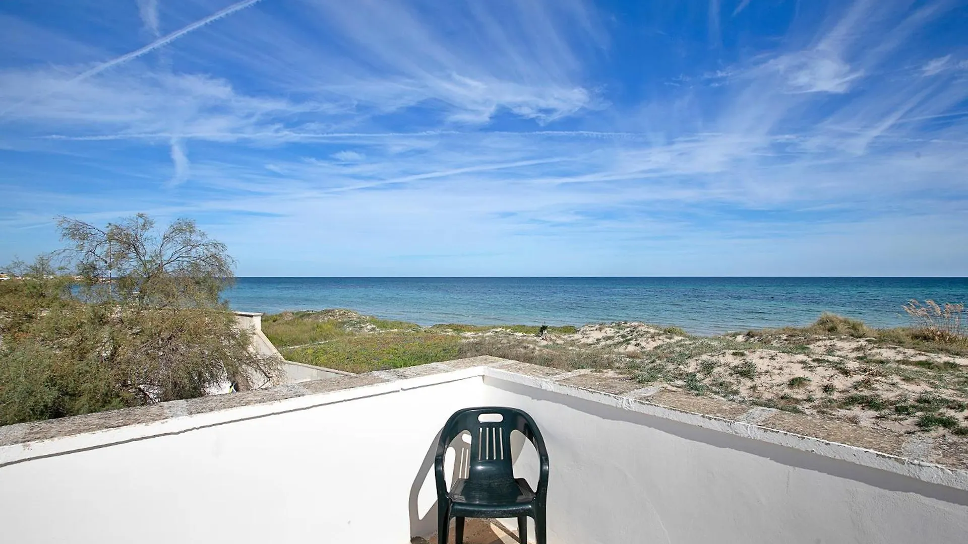 Villa Dei Fanti On The Sandy Beach - Happy Rentals Lecce